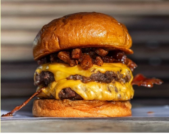 Archivo -  Hundred, Mejor Hamburguesa del Mundo en 2025, según The World's Best Burgers