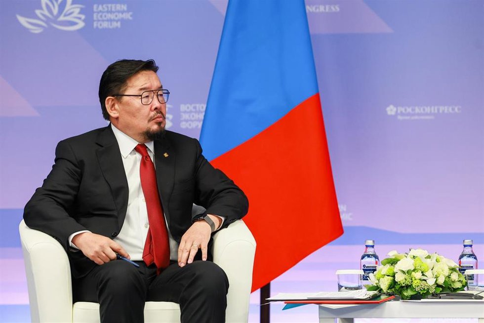 Archivo - El primer ministro de Mongolia, Gombojavin Zandanshatar.