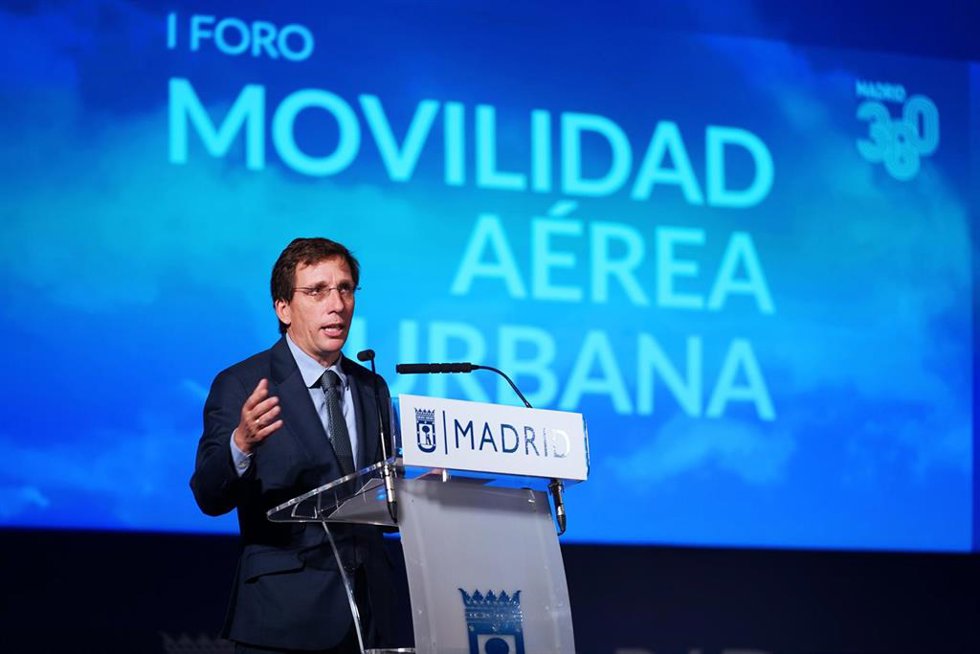 Madrid presenta el Libro Blanco de la Movilidad Aérea, con los futuros vertipuertos, para tener una normativa en 2028