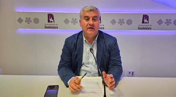 El portavoz del Grupo Municipal Popular en el Ayuntamiento de Guadalajara y segundo teniente de alcalde, Alfonso Esteban.