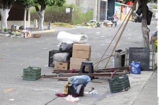 Guadalajara sanciona a 33 comerciantes de tianguis por incumplir reglamento de limpieza
