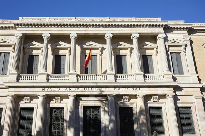 Archivo - Fachada del Museo Arqueológico Nacional.
