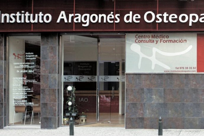 Excelencia académica en osteopatía, masaje y acupuntura en el Instituto Aragonés de Osteopatía