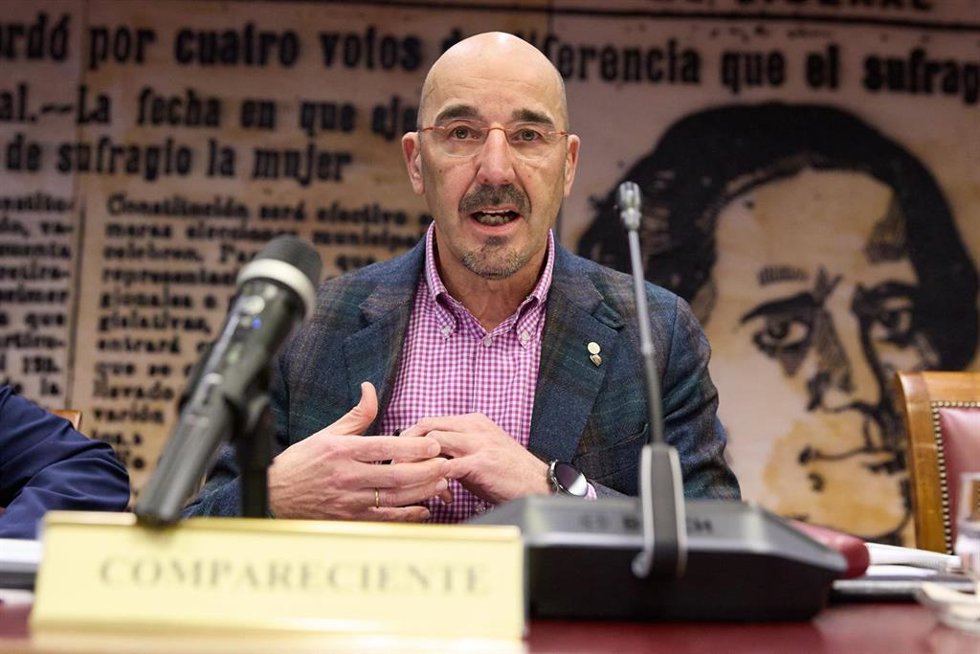 Archivo - El vicesecretario general de Política Sindical de  UGT, Fernando Luján
