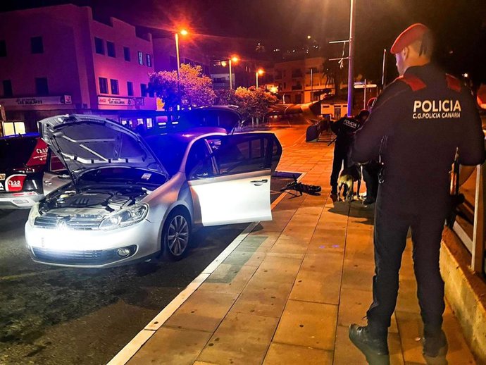 Intervención de la Policía Canaria en Morro Jable (Fuerteventura)