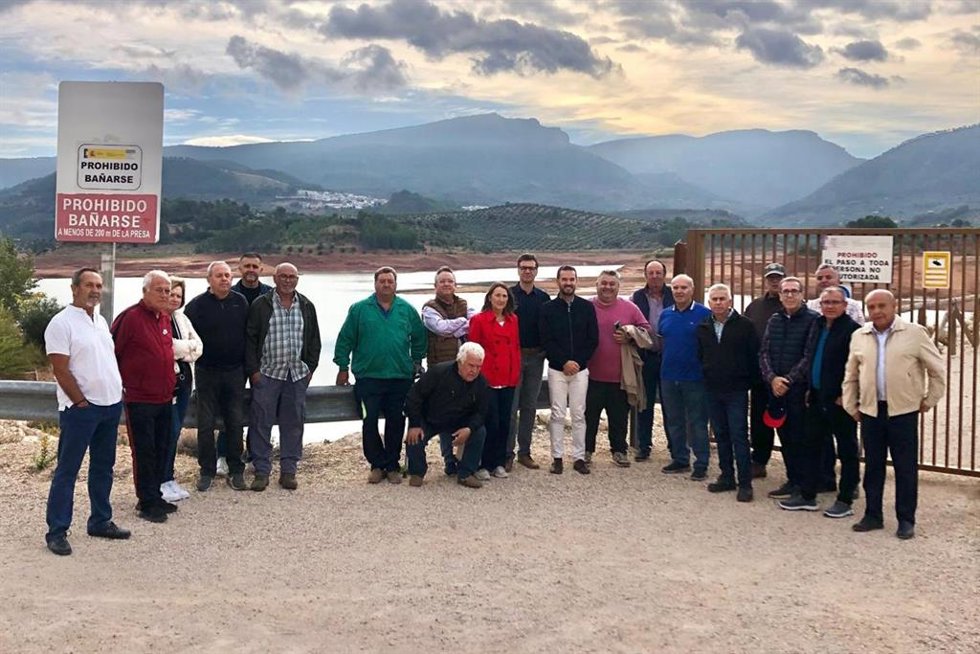 Concentración convocada por UPA en la presa de Siles