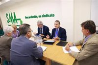 Sanz pone en marcha una "agenda de diálogo y escucha" para "reforzar" el sistema sanitario andaluz