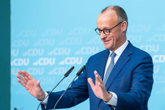 20 October 2025, Berlin: Germany's Chancellor Friedrich Merz speaks at a press conference at the end of the closed meeting of the hristian Democratic Union of Germany Presidium. Photo: Christophe Gateau/dpa