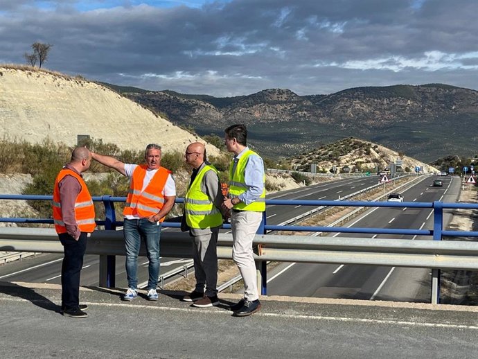 Visita de Manuel Fernánez  a la A-44