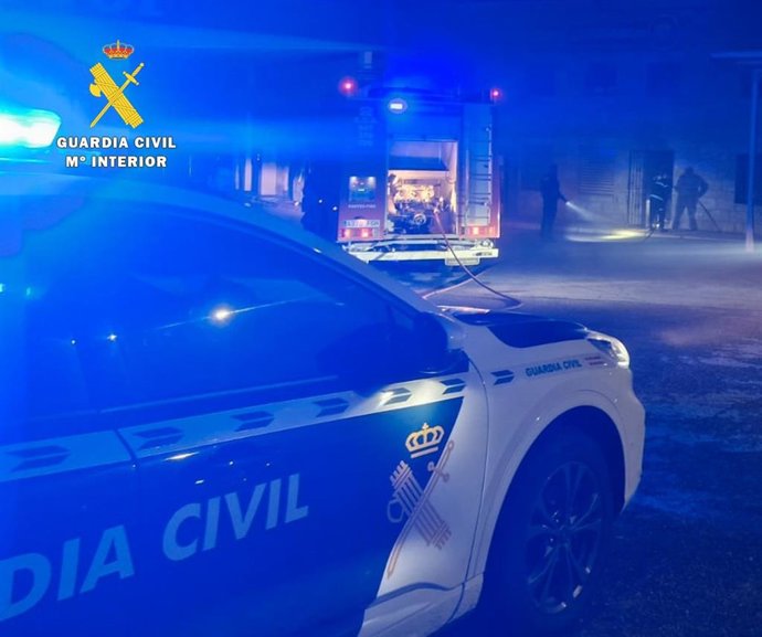 Patrulla de la Guardia Civil.