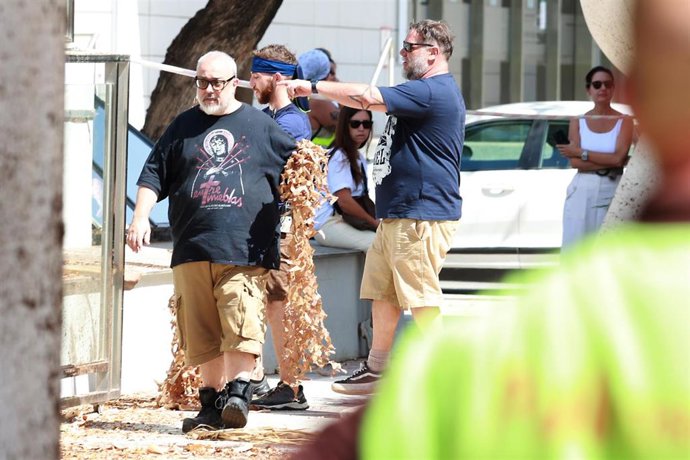 Archivo - Equipo de rodaje de '1992' en Sevilla.