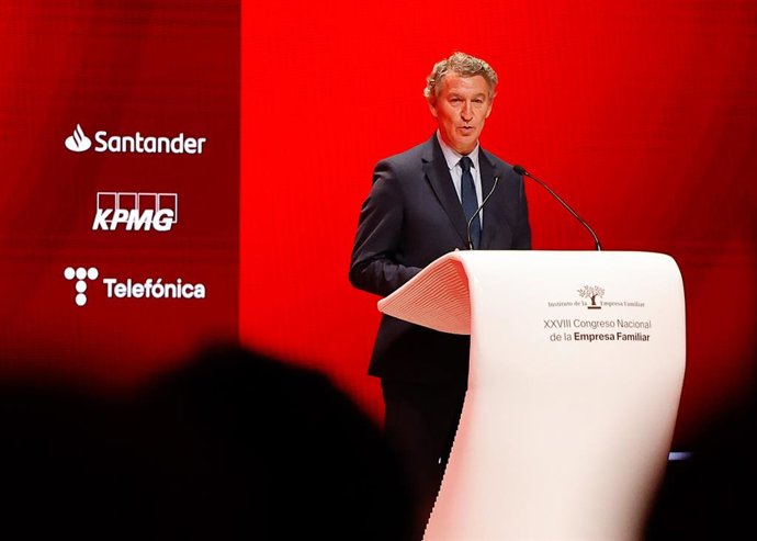 O presidente do PP, Alberto Núñez Feijóo, no Congresso Nacional de Empresas Familiares realizado em Burgos.