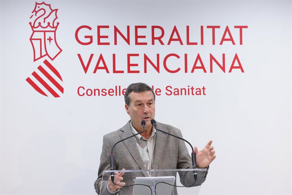 Archivo - El conseller de Sanidad, Marciano Gómez
