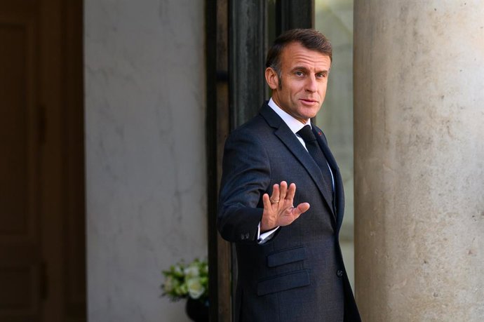 October 17, 2025, Paris, Ile-De-France (Region, France: On 17 October 2025, the President of the Republic, Emmanuel Macron, hosted the President of the European Commission, Ursula von der Leyen, for a working lunch at the Elysee Palace.