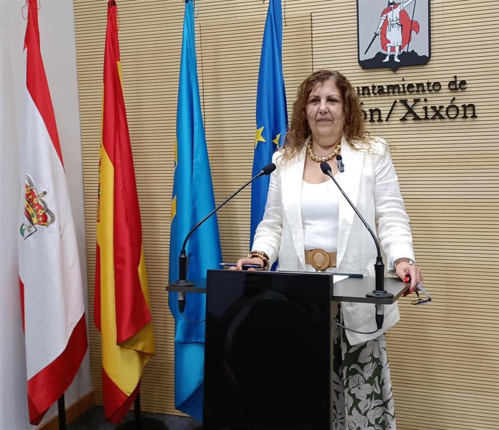 Archivo - La concejala del PSOE del Ayuntamiento de Gijón Marina Pineda.