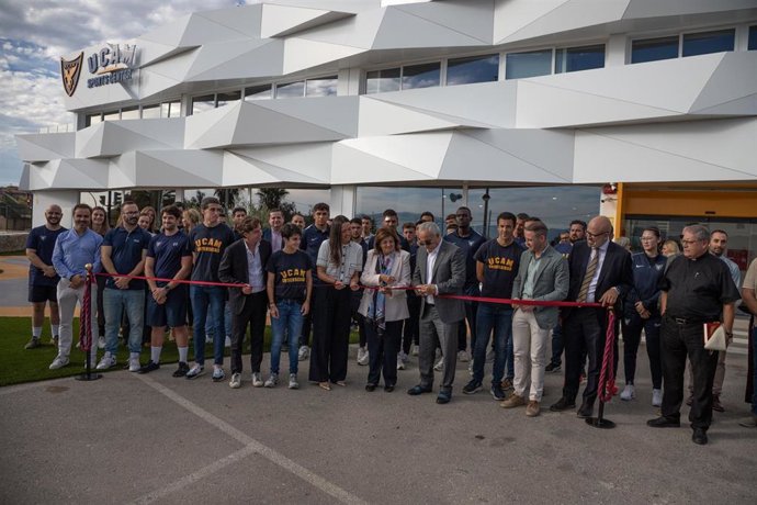 Alejandro Blanco y varios atletas olímpicas inauguran el UCAM Sports Center