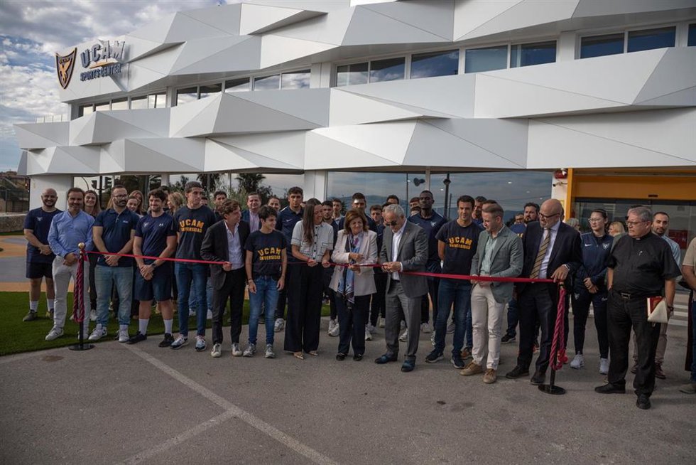 Alejandro Blanco y varios atletas olímpicas inauguran el UCAM Sports Center