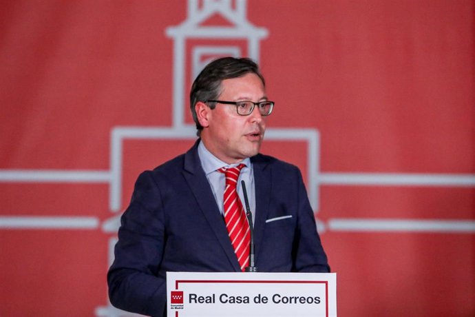 Archivo - El portavoz del Grupo Parlamentario Popular, Alfonso Serrano.