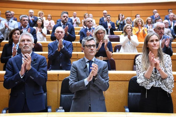 (I-D) El ministro del Interior, Fernando Grande-Marlaska; el ministro de Presidencia, Justicia y Relaciones con las Cortes, Félix Bolaños y la vicepresidenta del Gobierno y ministra para la Transición Ecológica y el Reto Demográfico, Sara Aagesen, durante