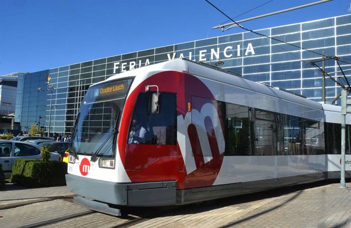 Archivo - Arxiu- Tramvia de Metrovalencia en Fira València
