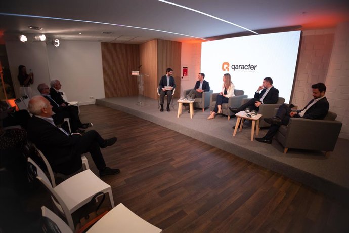 Encuentro Informativo Qaracter ‘Los retos de la transformación digital en banca y seguros’, en el Espacio Zénit, a 21 de octubre de 2025, en Madrid (España).