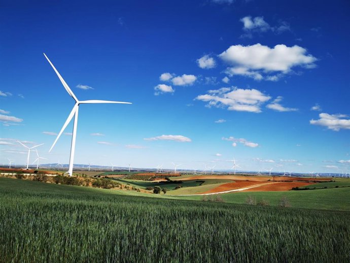 Archivo - Energía eólica.