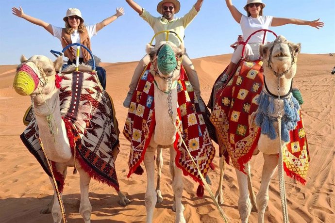 Zocos centenarios y rascacielos de cristal: un viaje lleno experiencias en Riad