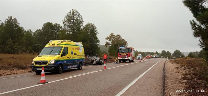 Trasladadas al hospital Virgen de la Luz de Cuenca dos personas mayores tras volcar su vehículo en Fuentes