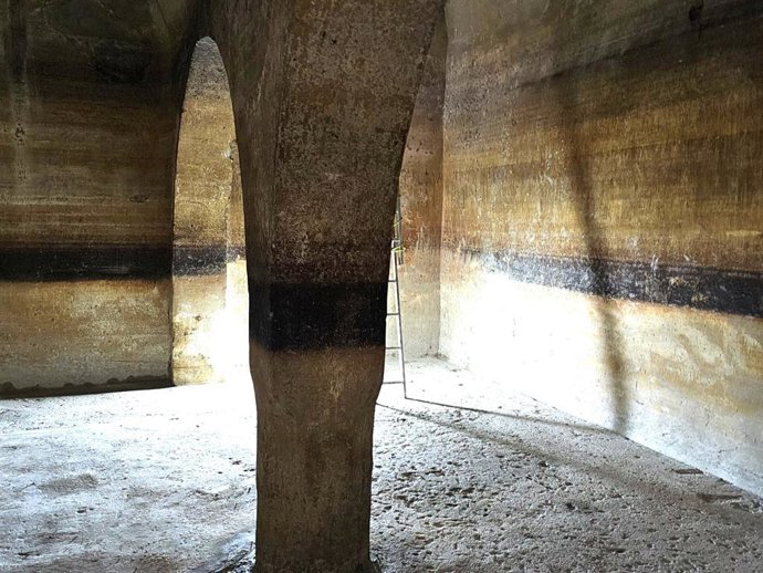 Uns treballs de restauració en el Castell de Santa Bàrbara d'Alacant trauen a la llum un aljub renaixentista