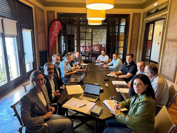 Reunión del Consejo de Administración de Promoción Empresarial y Turística de Gijón, S.A. (Petsa).