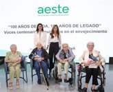 Foto: Un 41% de centenarios en residencias mantiene un funcionamiento cognitivo normal o deterioro leve, según estudio