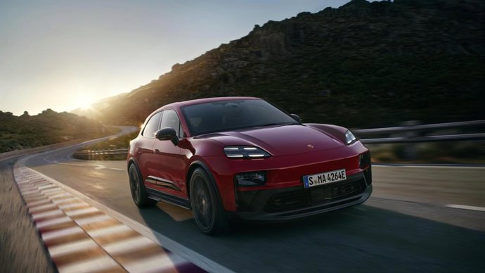 Porsche abre pedidos en España para su primer Macan GTS totalmente eléctrico.
