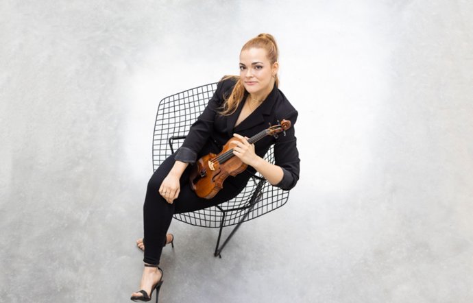 La violinista jamaicana Ellinor D'Melon.