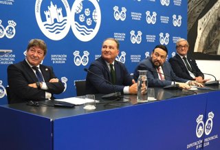 El presidente de la Diputación, David Toscano, en el inicio de un nuevo ciclo de conferencias.