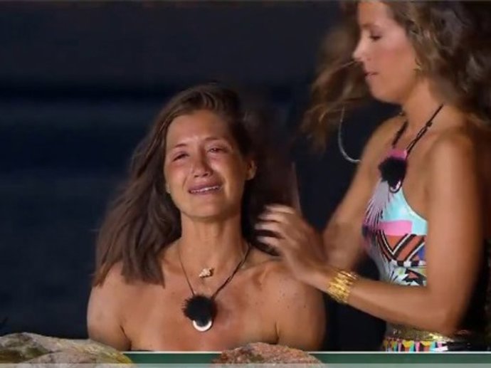 Miri se ha cortado el pelo a cambio de una hamburguesa y dos trozos de tarta