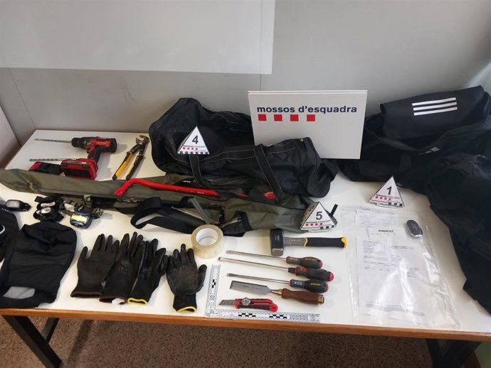 2 Detenidos Por El Intento De Robo En Una Joyería De Unas Galerías Comerciales De Girona