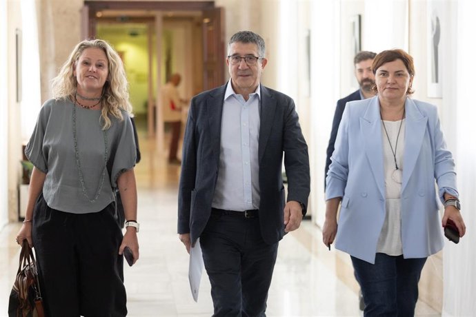 Archivo - El portavoz del PSOE en el Congreso, Patxi López.