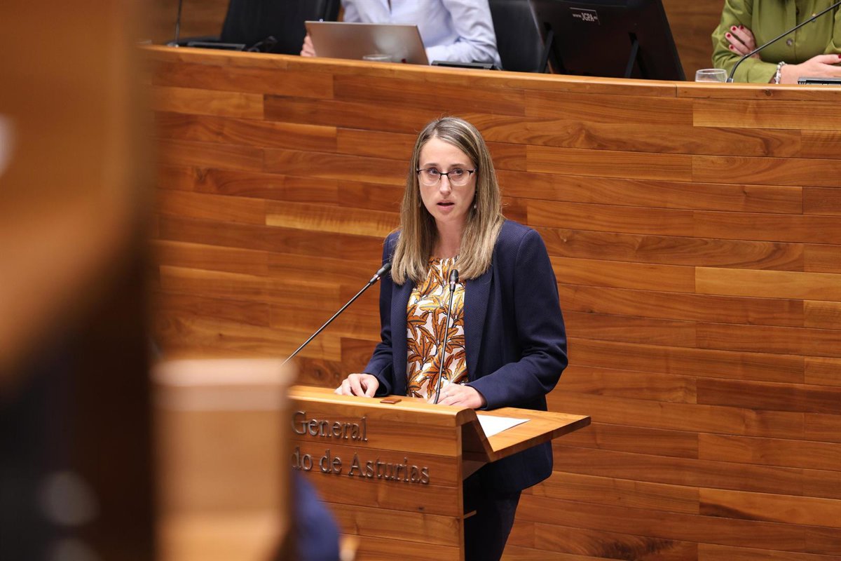 La Junta General rechaza la ley del PP para garantizar la viabilidad de los botiquines de farmacia en el medio rural