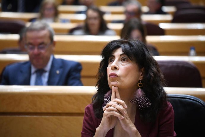 La ministra de Igualdad, Ana Redondo, durante una sesión de control al Gobierno en la Cámara Alta, a 21 de octubre de 2022, en Madrid (España).