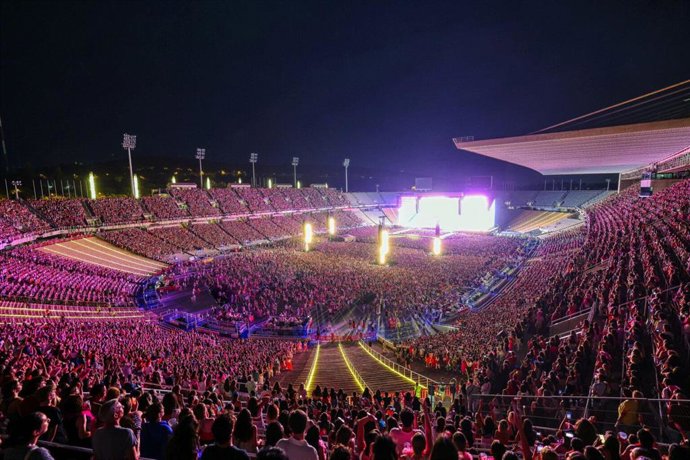 Archivo - El Estadi Olímpic Lluís Companys de Barcelona durante un concierto.