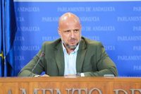 Vox reprocha a Sanz que se dedique a "confrontar" con Amama cuando aún "no sabe cómo solucionar" el problema de cribados