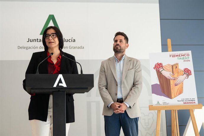 Los delegados de Desarrollo Educativo, y Formación Profesional y de Turismo, Cultura y Deporte de la Junta en Granada, María José Martín y David Rodríguez