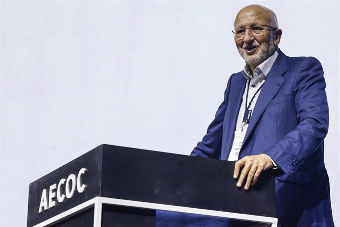 El presidente de Mercadona, Juan Roig, durante el congreso de la asociación de fabricantes y distribuidores AECOC, en el Roig Arena, a 22 de octubre de 2025, en Valencia, Comunidad Valenciana (España).