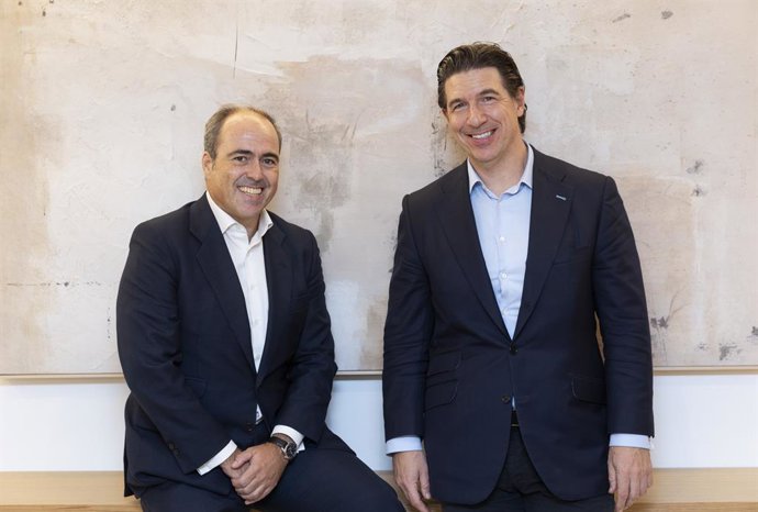 David Novoa (Mercer España) y Eduardo Navarro (Crescenta).