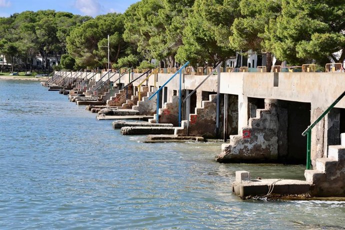 Las barracas del puerto de Portocolom. 