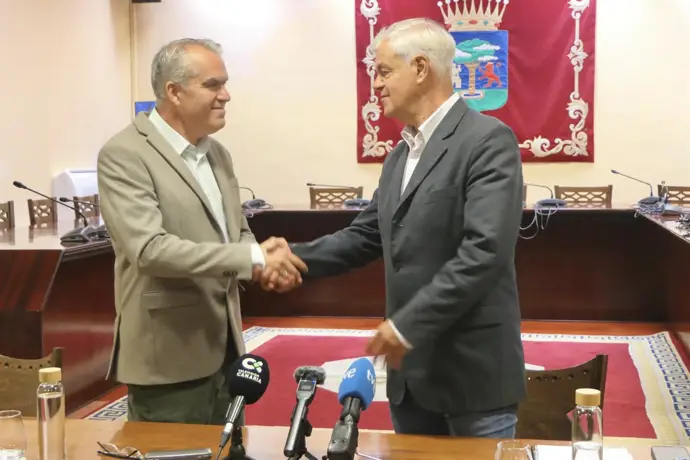 PSOE y PP pactan en El Hierro