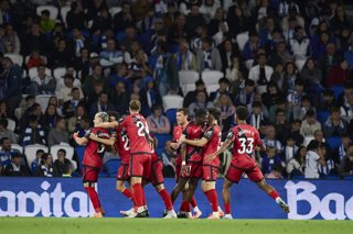 Alfonso Pacha Espino of Rayo Vallecano celebrates after scoring the team's first goal during the LaLiga EA Sports match between Real Sociedad and Rayo Vallecano at Anoeta on October 5, 2025, in San Sebastian, Spain.