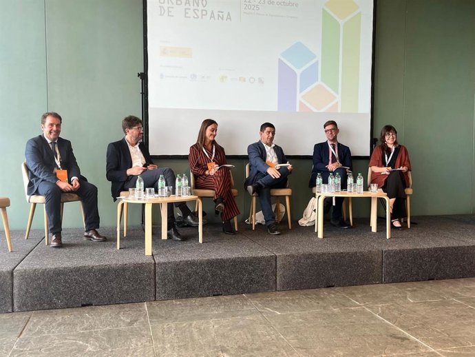 Francisco Reyes en una de las mesas redondas del III Foro Urbano de España, en A Coruña