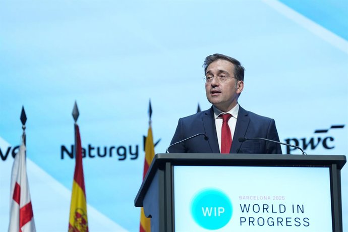 El ministro de Exteriores, Unión Europea y Cooperación, José Manuel Albares, durante la segunda jornada del foro 'World in Progress', en el Palau de Congressos de Catalunya, a 21 de octubre de 2025, en Barcelona, Catalunya (España). Prisa organiza la segu