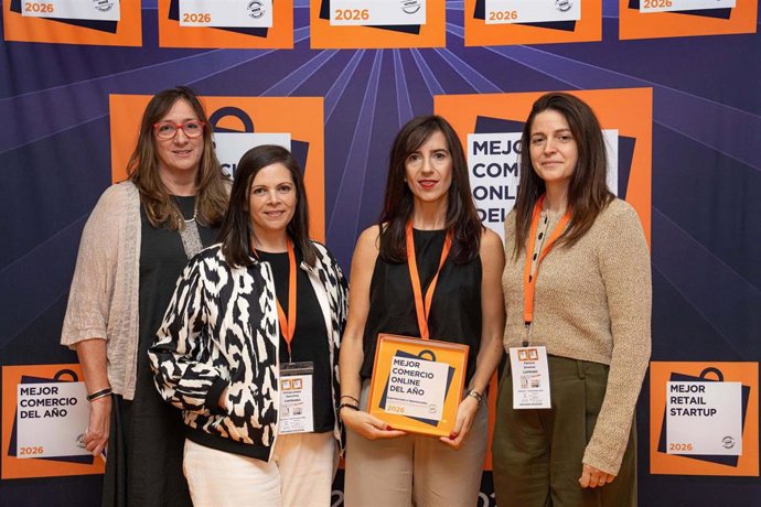 Capraboacasa gana el premio al 'Mejor Comercio Online del Año 2025' de Comercio del Año.